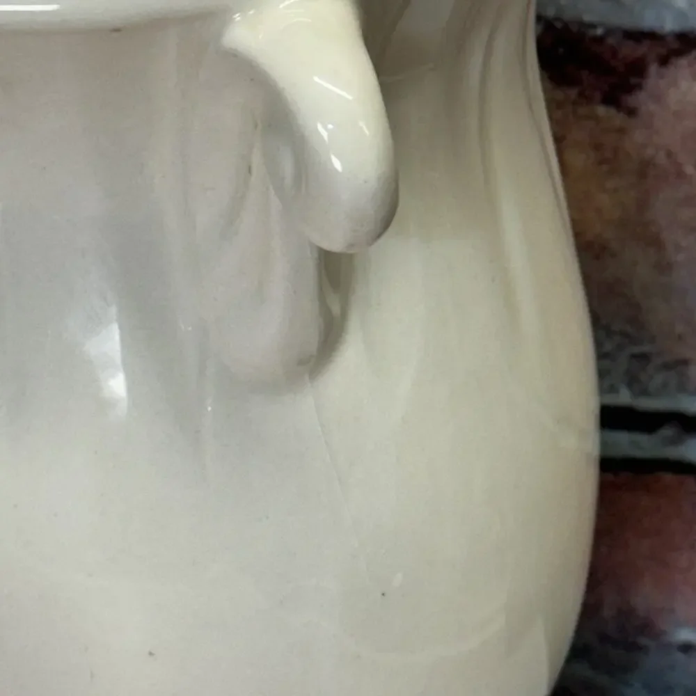 RRP Co Roseville Ohio Cream White Vase #403 7.5